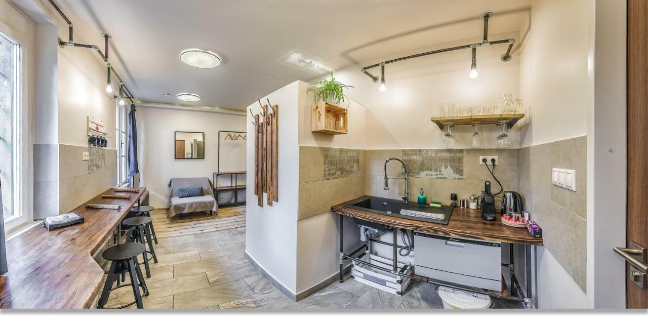 Downtown Boutique Suite Budapest Exterior photo